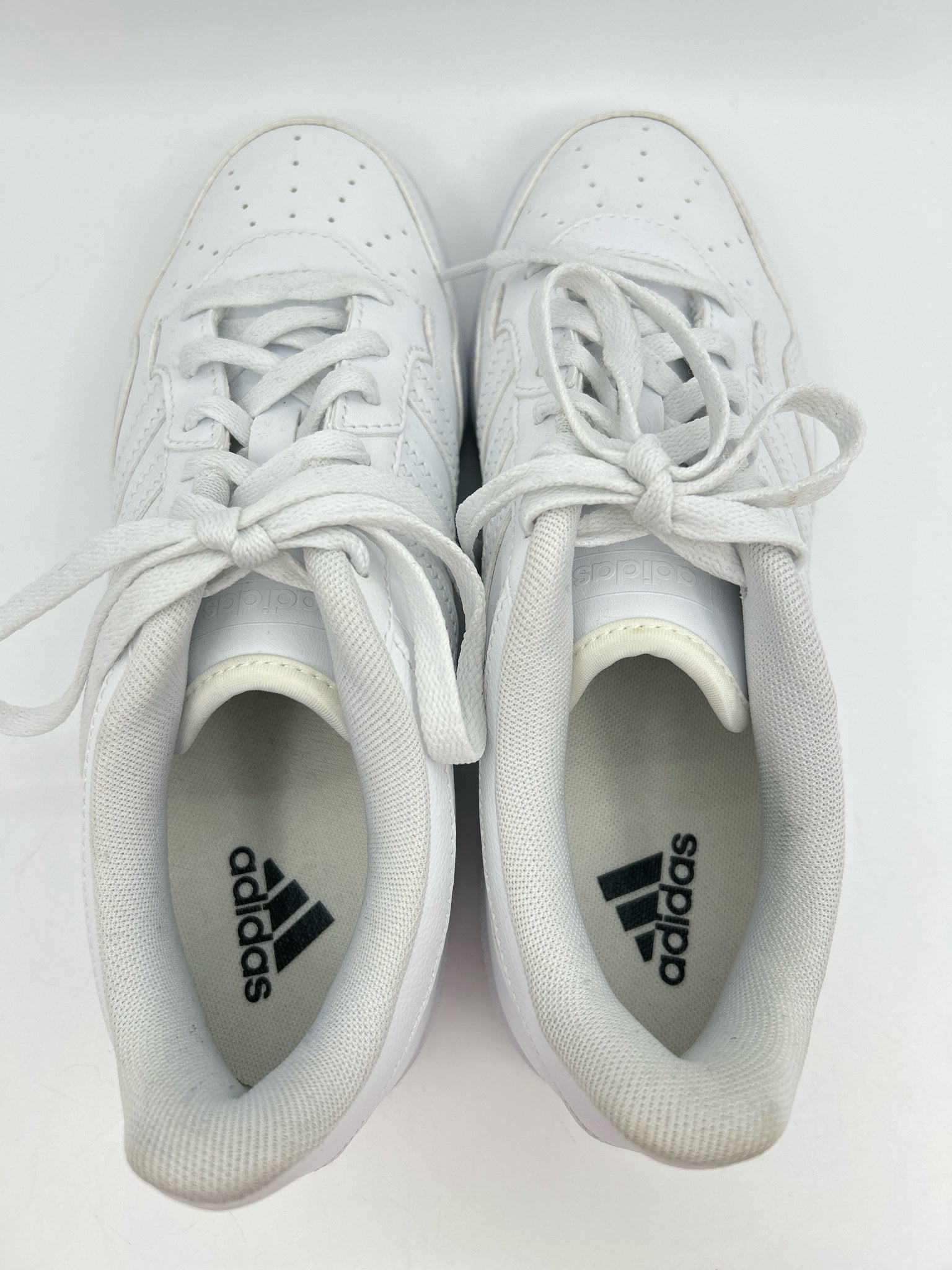 ADIDAS Size 7.5 White Women Sneakers