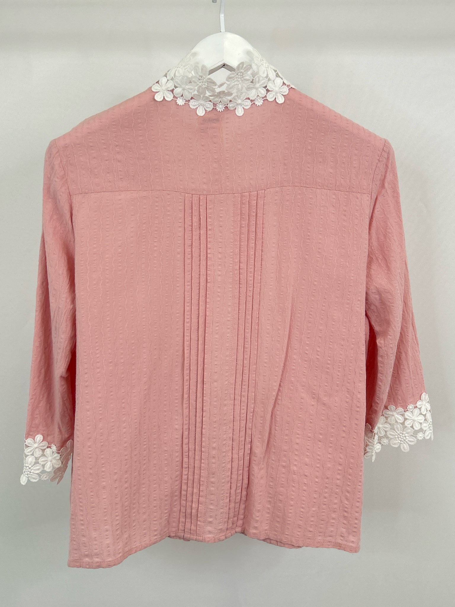 POL Size M PINK AND WHITE Women Blouse