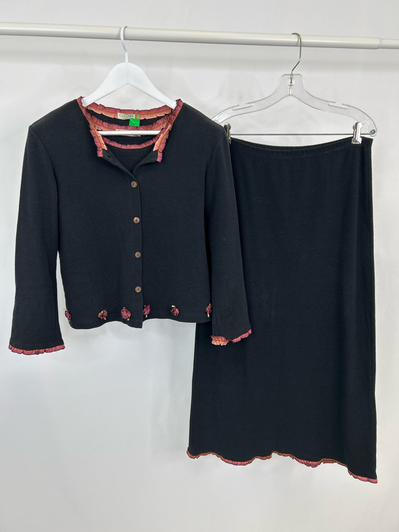 CHALET Size M Black Women 3-Piece w/skirt