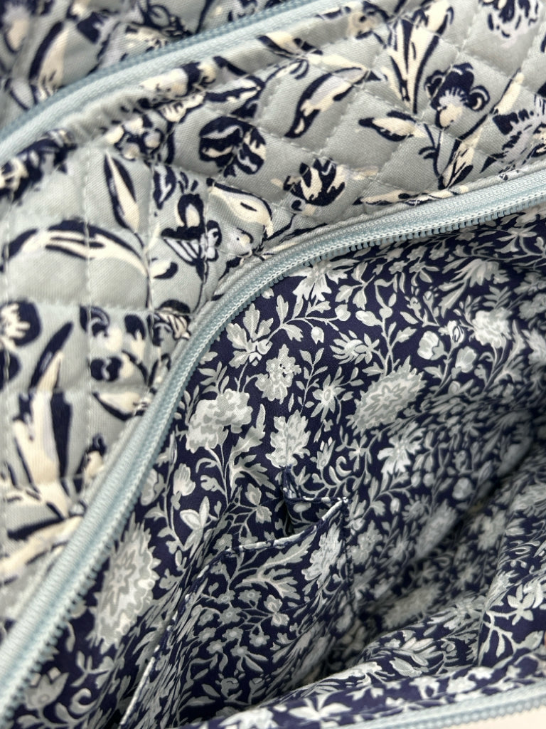 VERA BRADLEY Blue Floral Tote Duffle Set