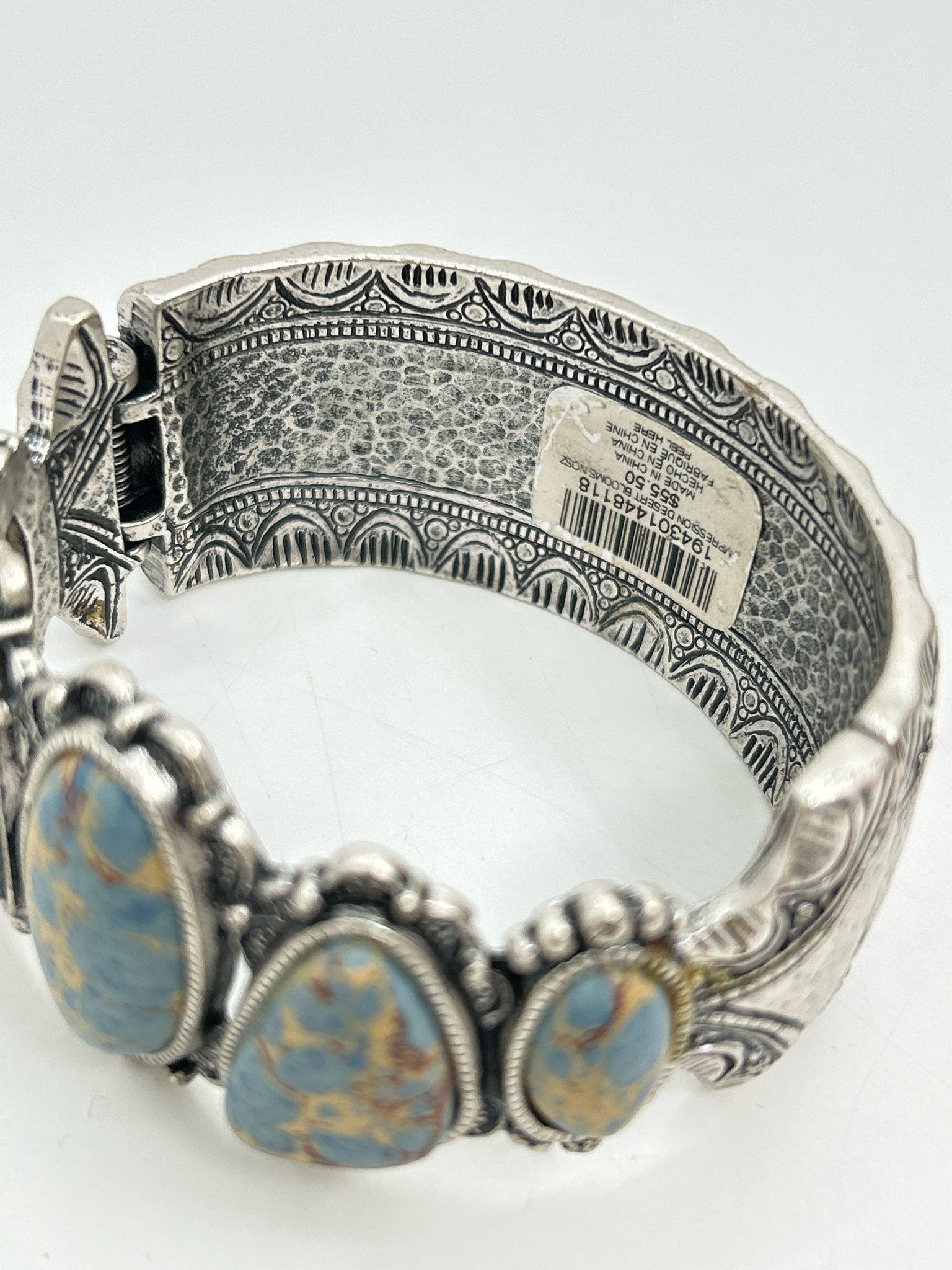 NO BRAND Silver and Blue Bracelet NWT