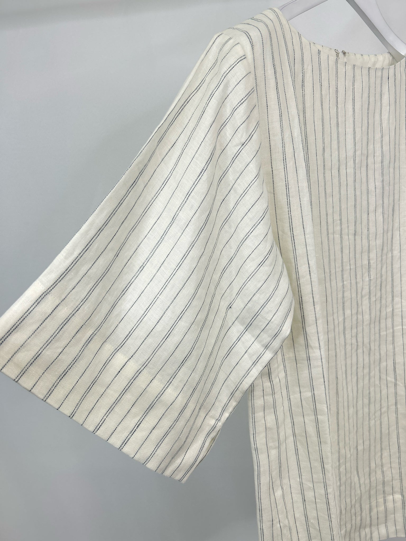 BANANA REPUBLIC Size 8 White Striped Women Dress NWT