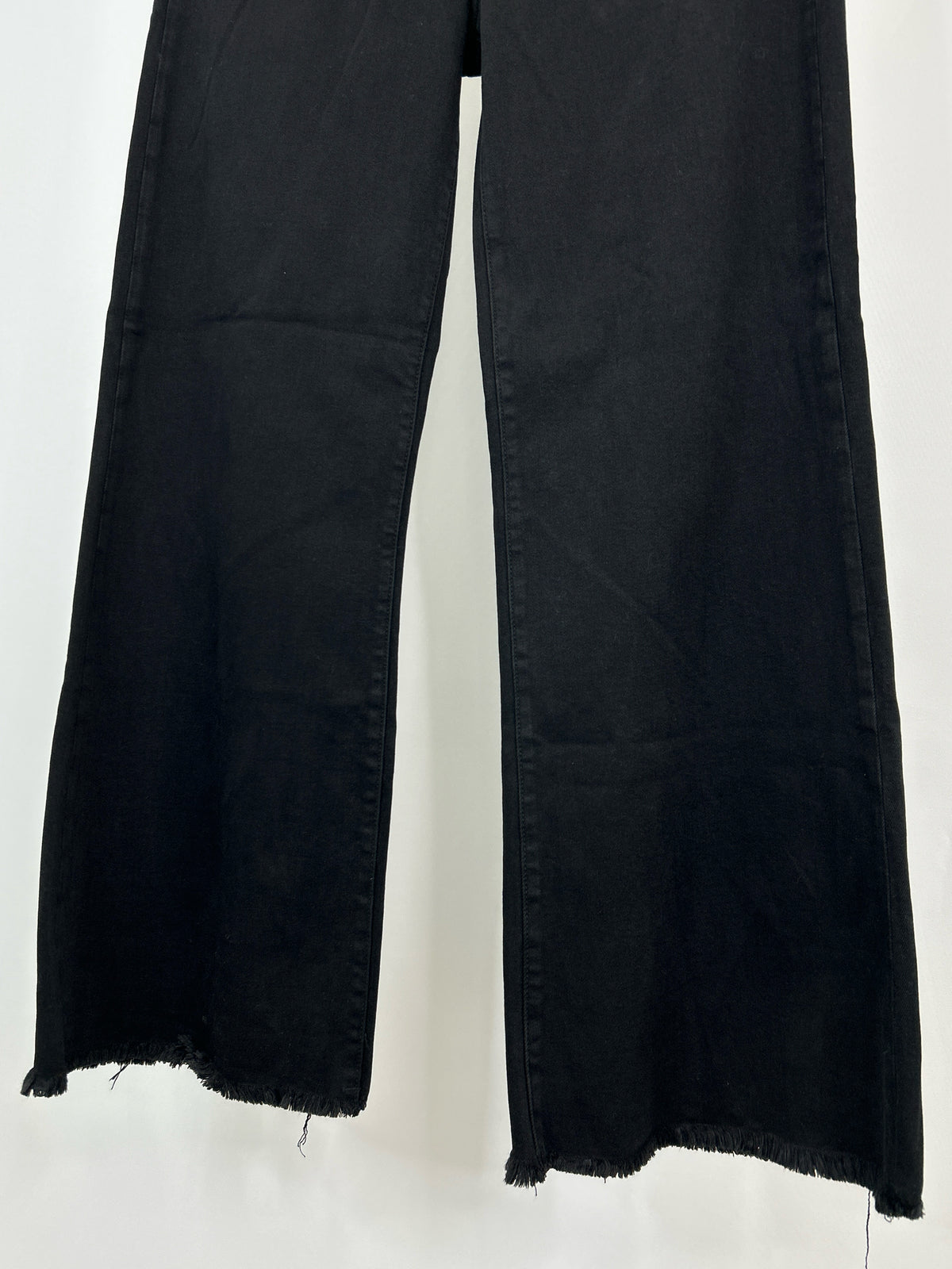 Risen NWT Size 15/32 BLACK DENIM Women jeans