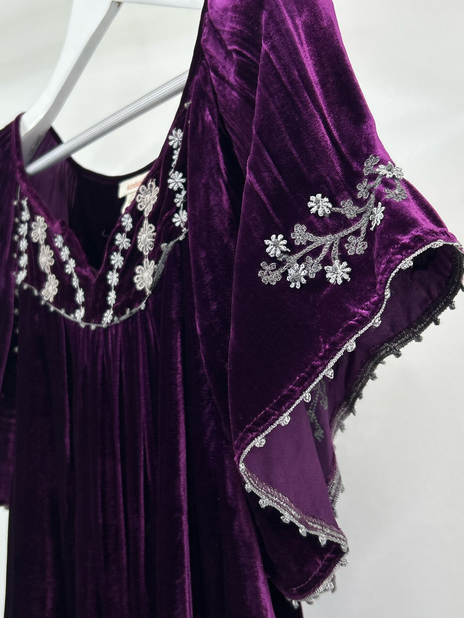 SUNDANCE Size M Purple Women Top