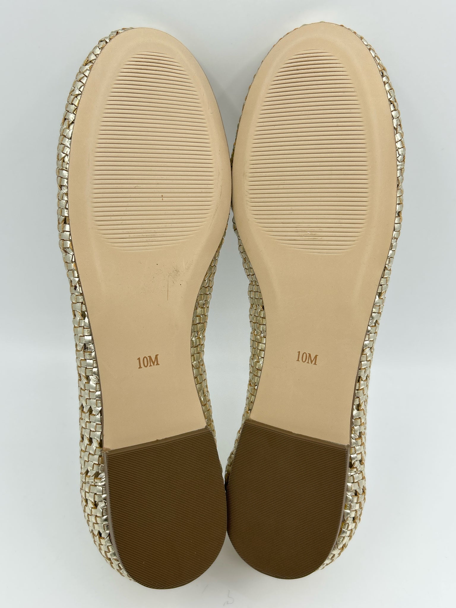 TALBOTS NWOB Size 10M Gold Women Flats