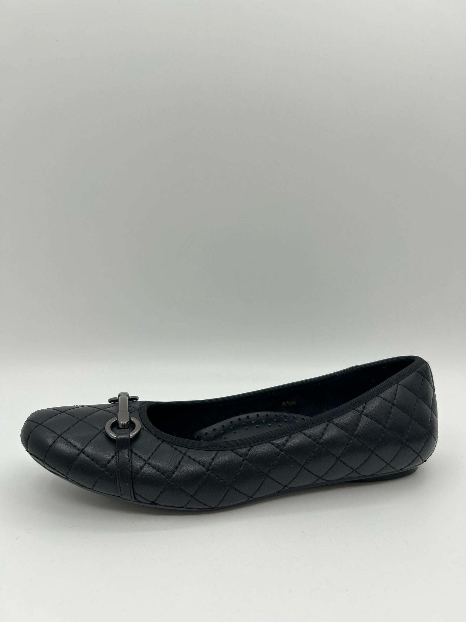 VANELI Size 8.5N Black Women Flats