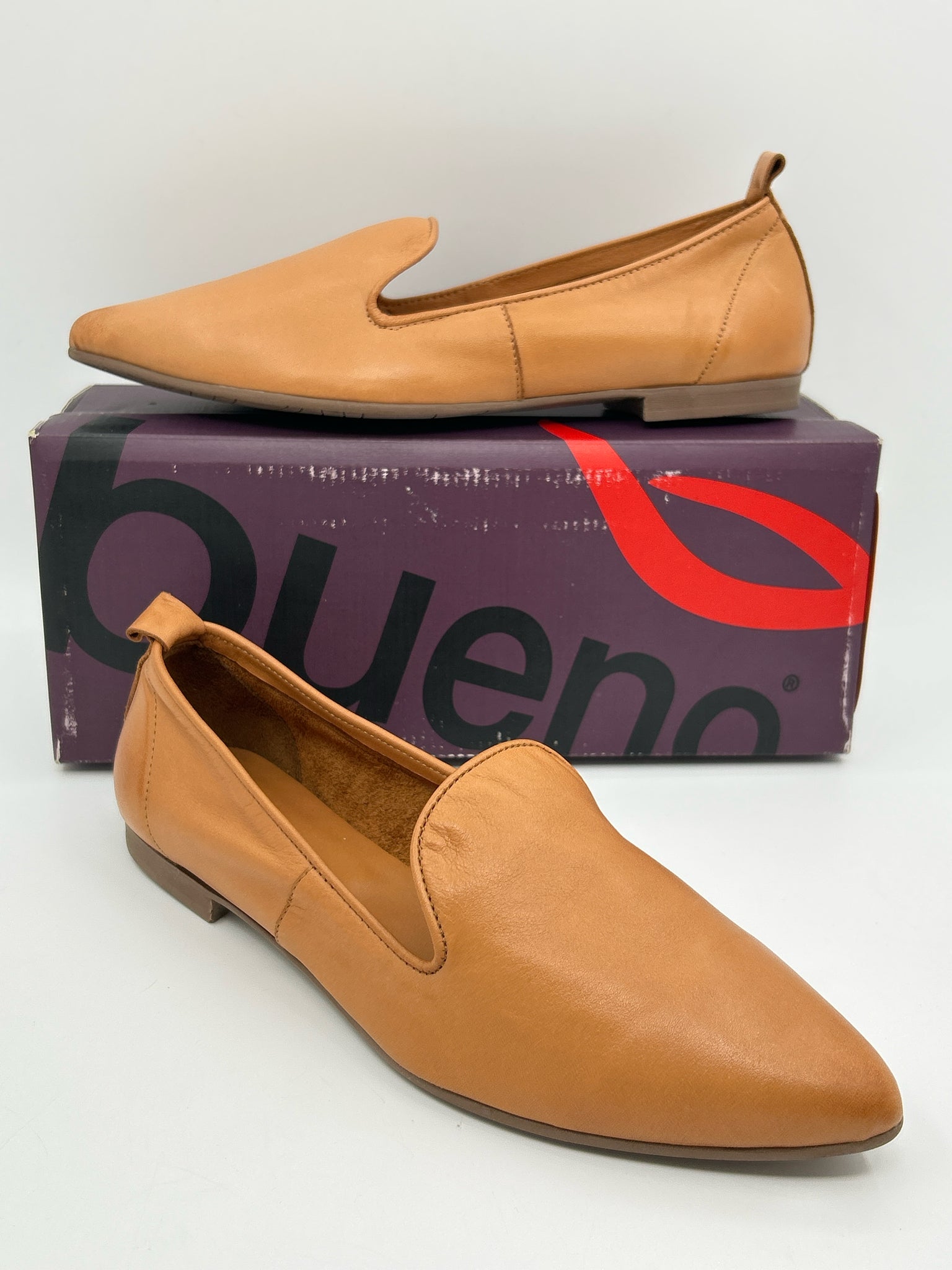 BUENO Size 39 Tan Women Shoes