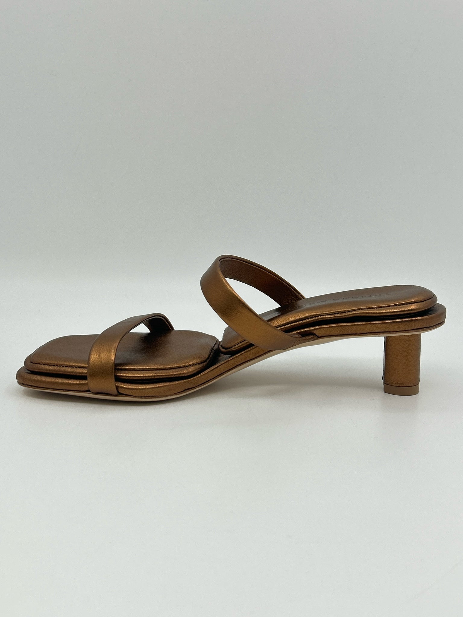 TAMARA MELLON NWOB Size 6.5 BRONZE Women Sandal