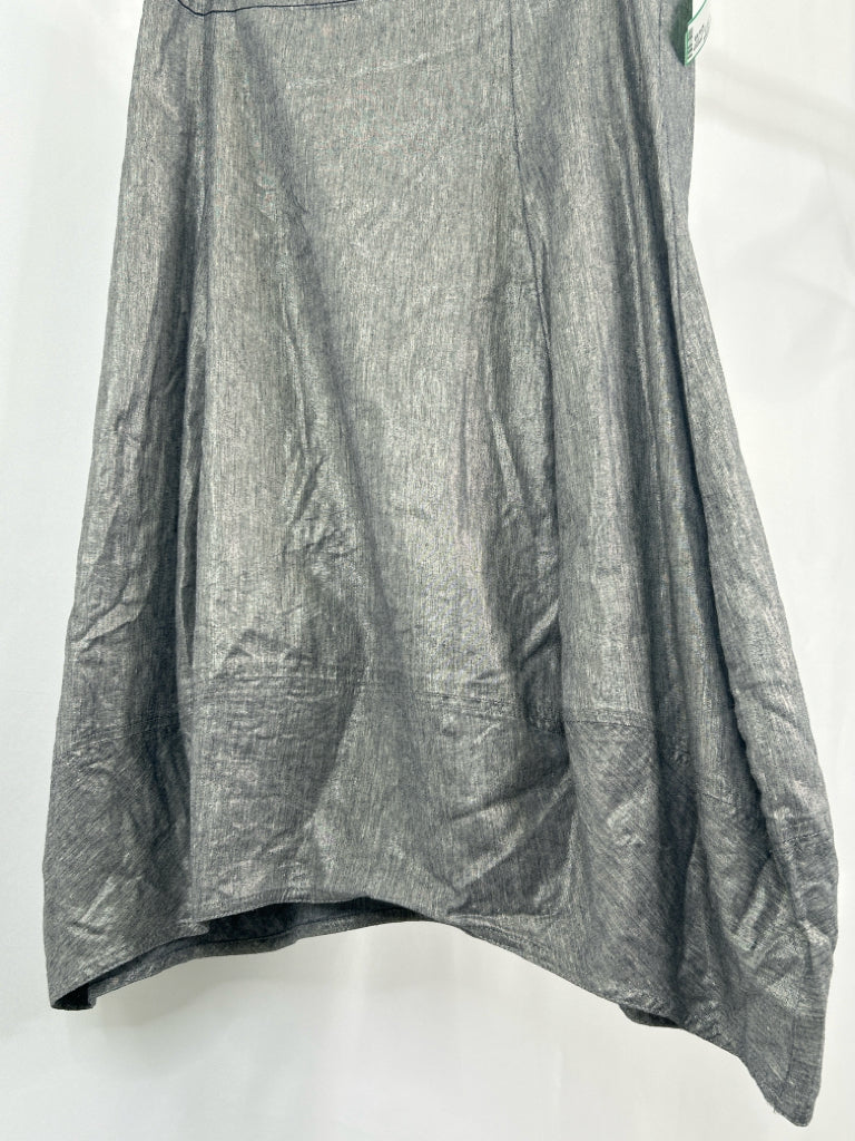 EILEEN FISHER Size M GREY METALLIC Skirt