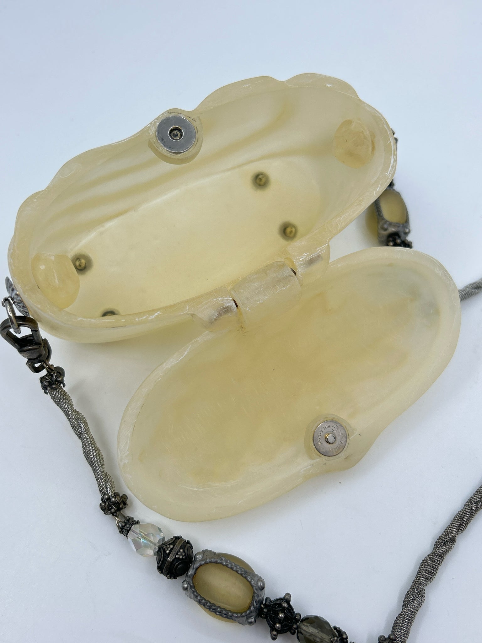 MAYA EVANGELISTA Cream Women Purse