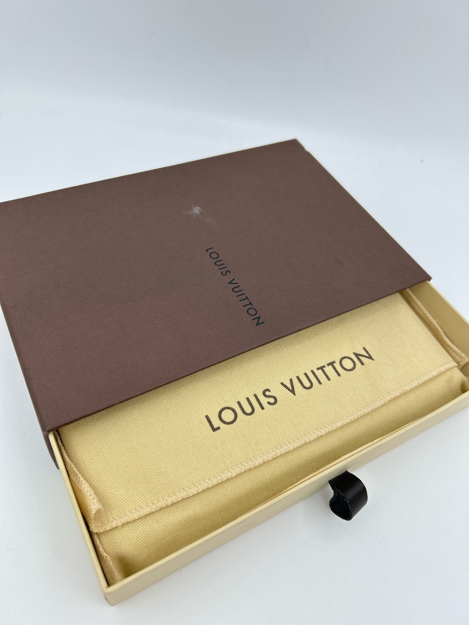 LOUIS VUITTON BROWN AND BEIGE Women Wallet