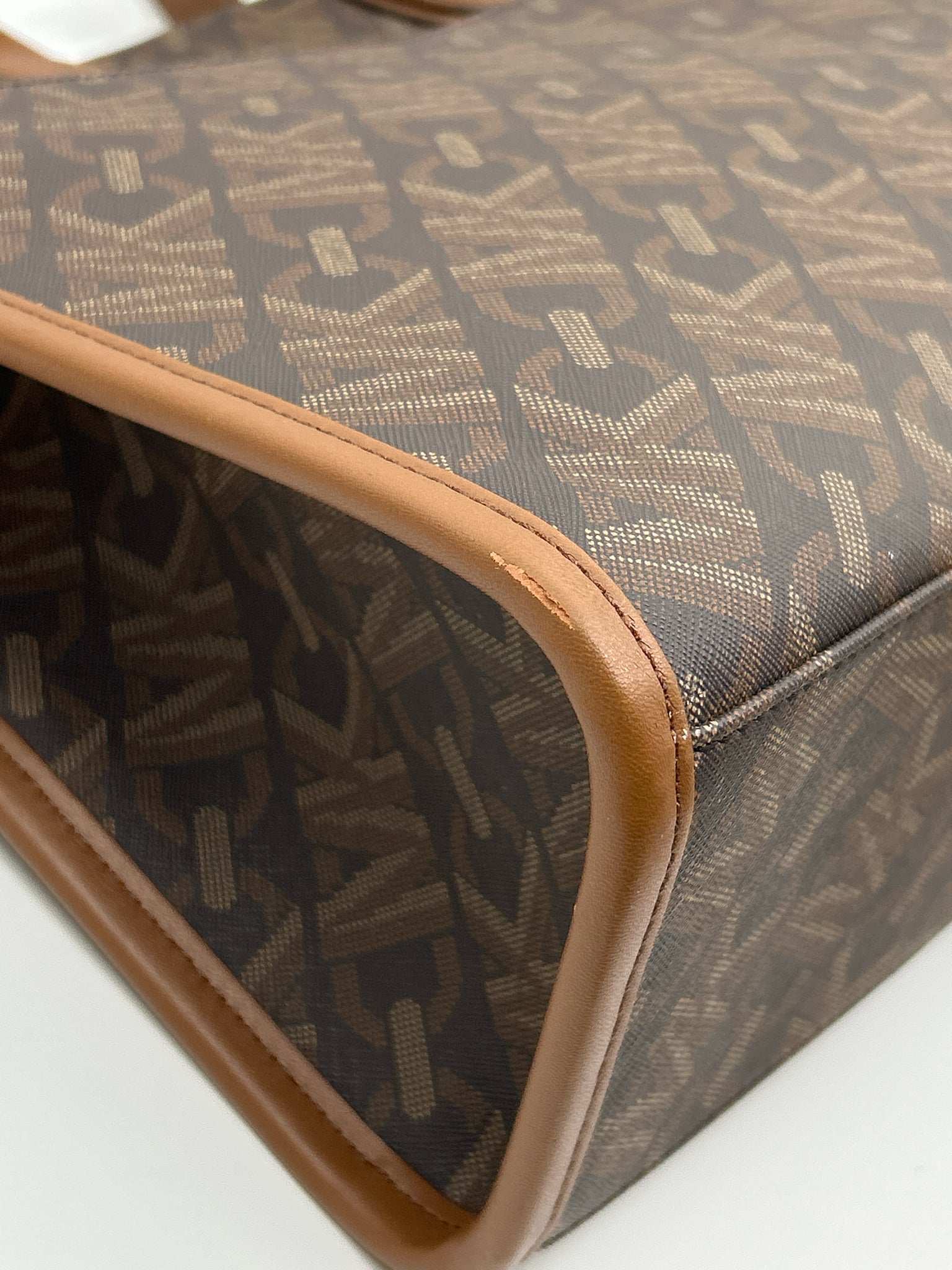 MICHAEL KORS NWT Brown Print Women Tote