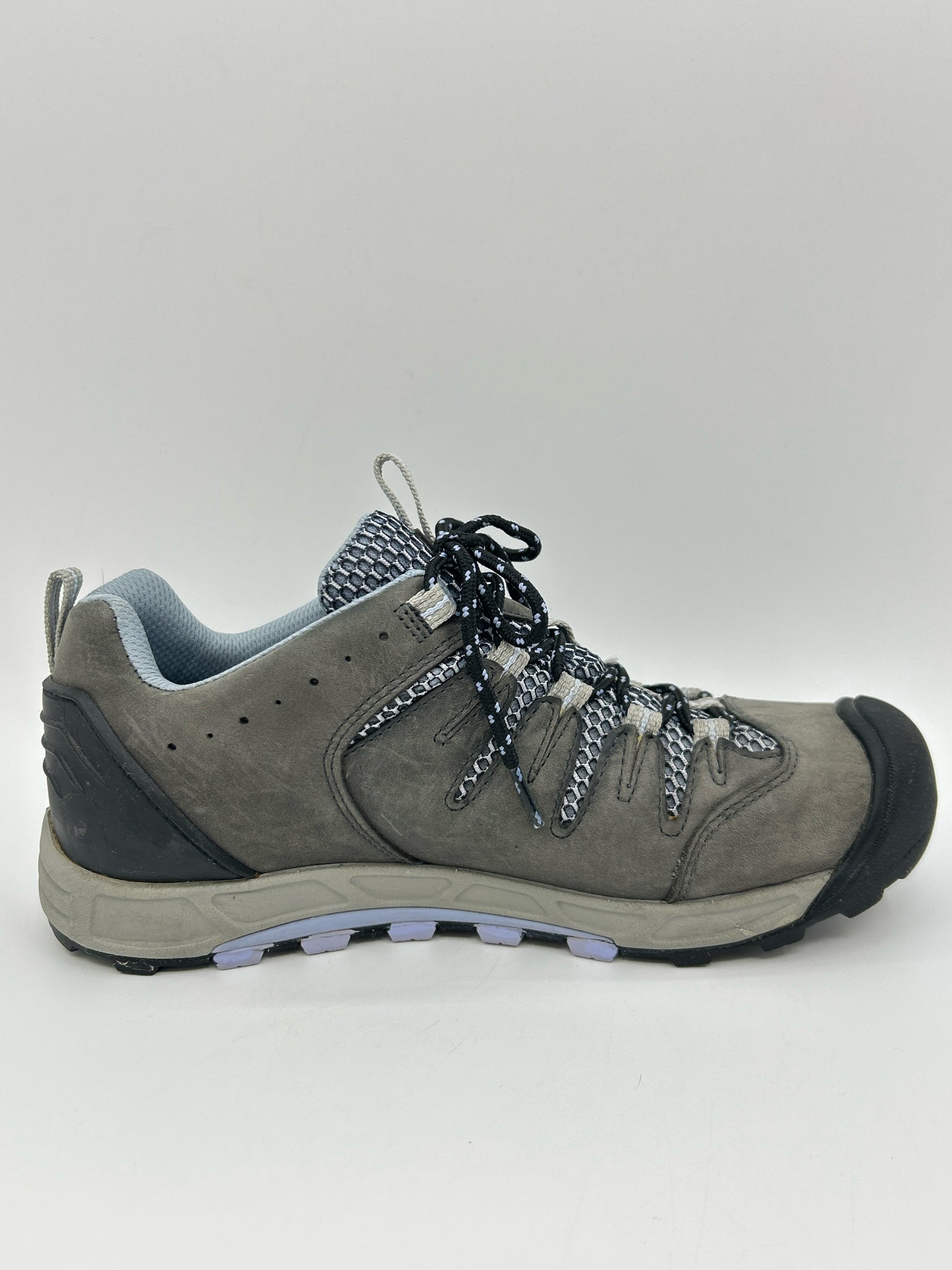 KEEN Size 8.5 GRAY AND BLACK Women Shoes