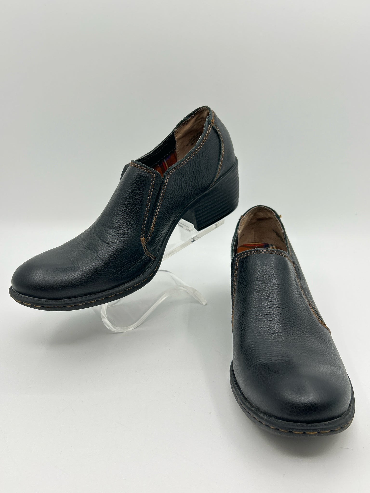 b.o.c. Size 7.5 Black Women Shoes