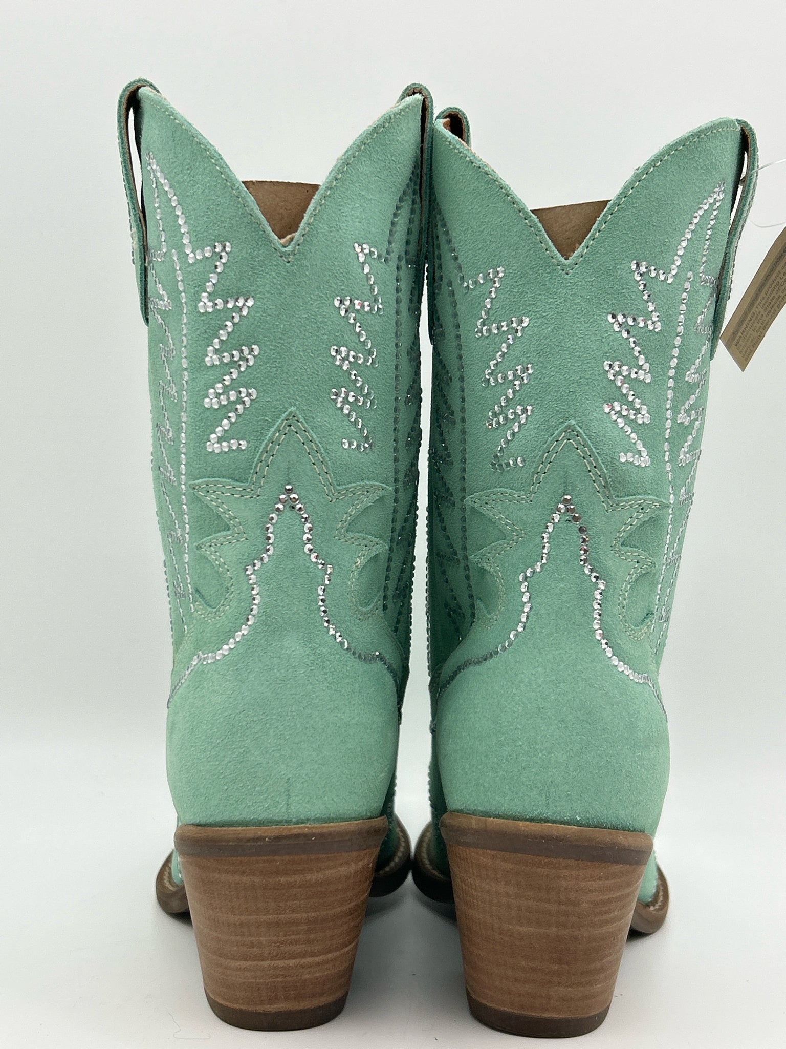 DINGO Size 7.5M MINT Women Boots