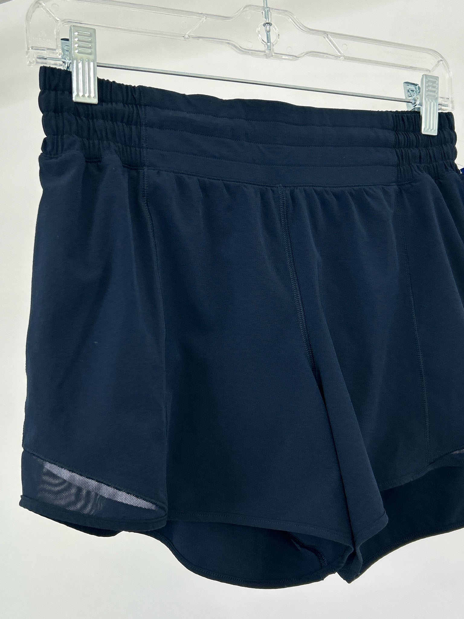 LULULEMON Size 8 Navy Women Shorts