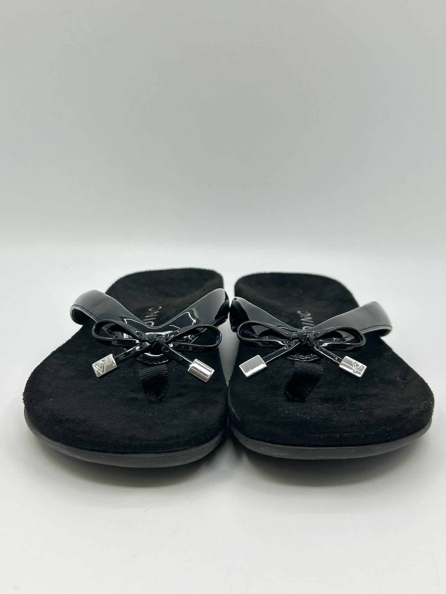 VIONIC Size 7 Black Women Sandal