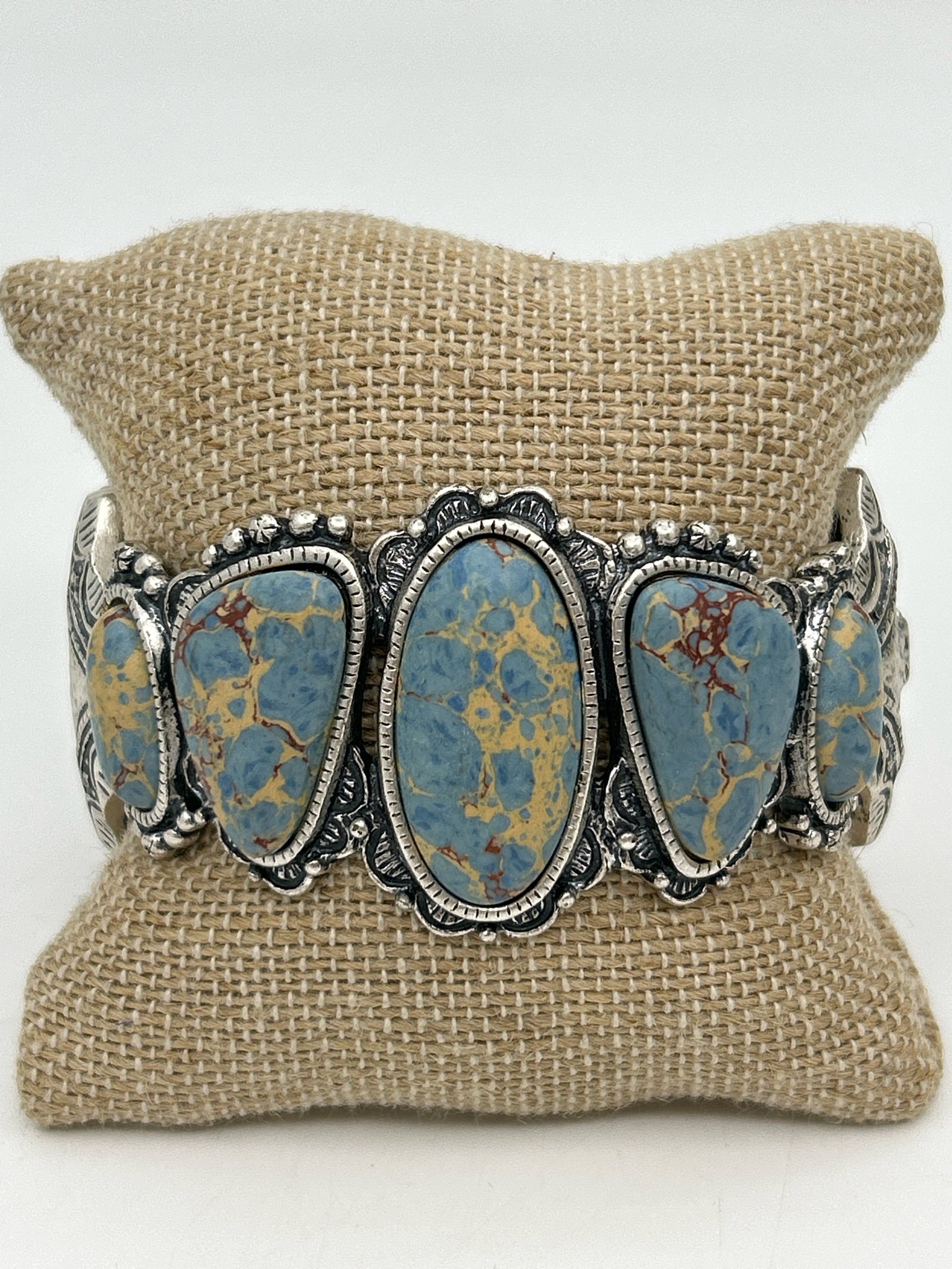 NO BRAND Silver and Blue Bracelet NWT