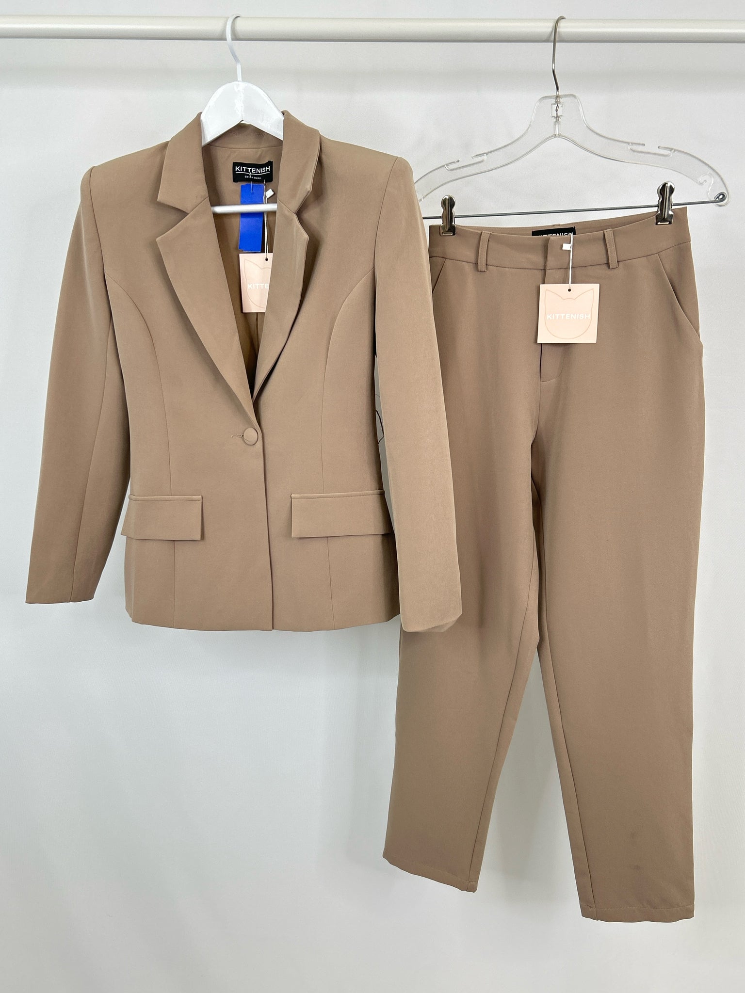 KITTENISH Size XS Taupe Women 2-Piece w/Pants NWT