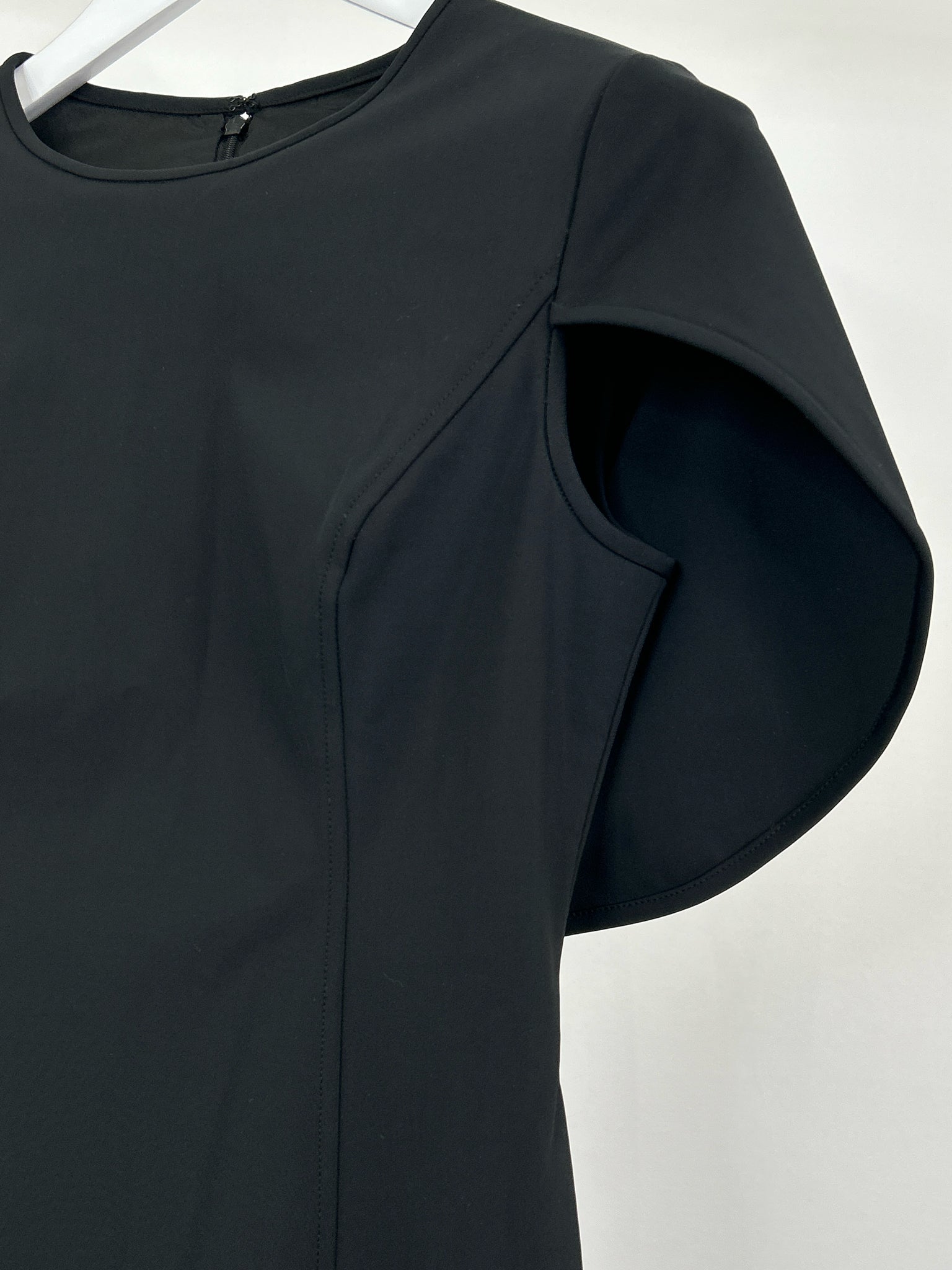 ADRIANNA PAPELL Size 6 Black Women Dress