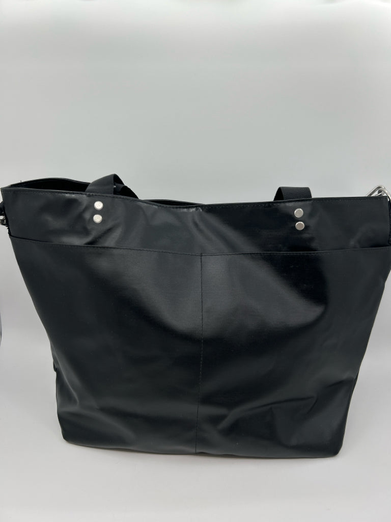 BAGGALLINI NWT Black Women's Tote
