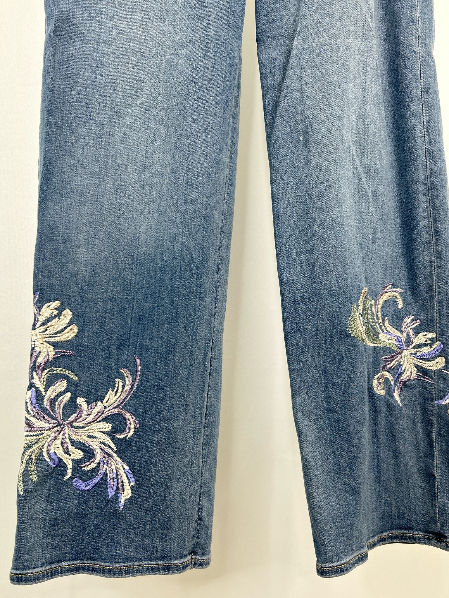 CHICO'S Size 4R BLUE DENIM Women jeans