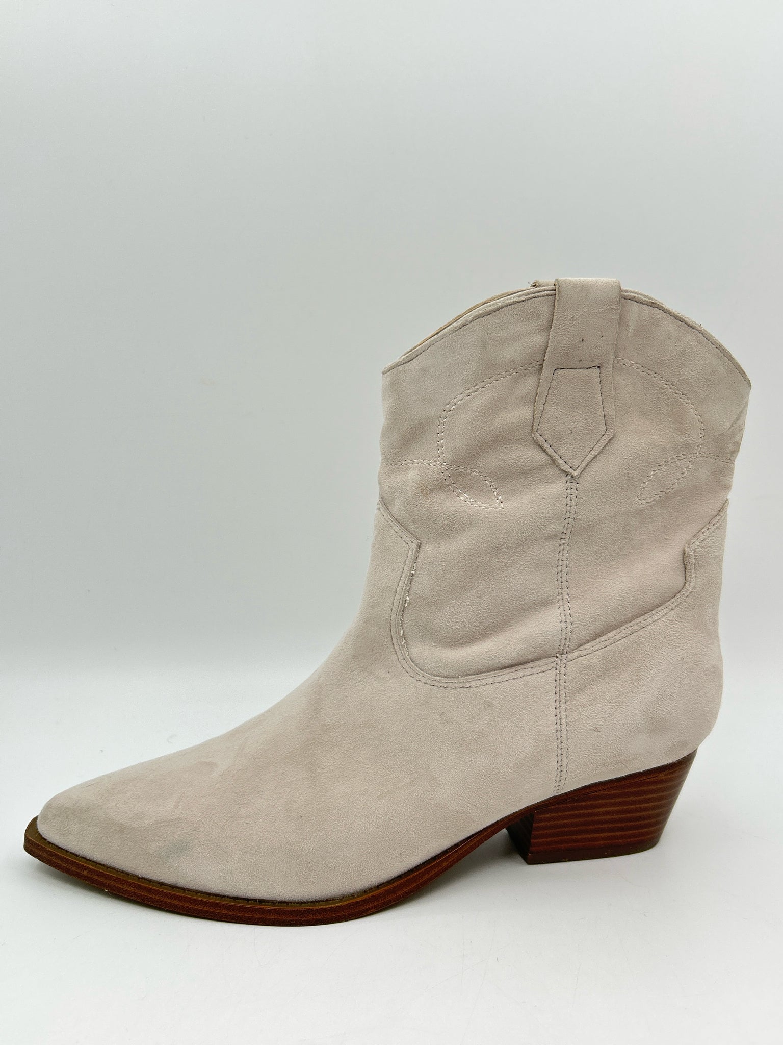 MARC FISHER Size 9.5M Oatmeal Women Booties