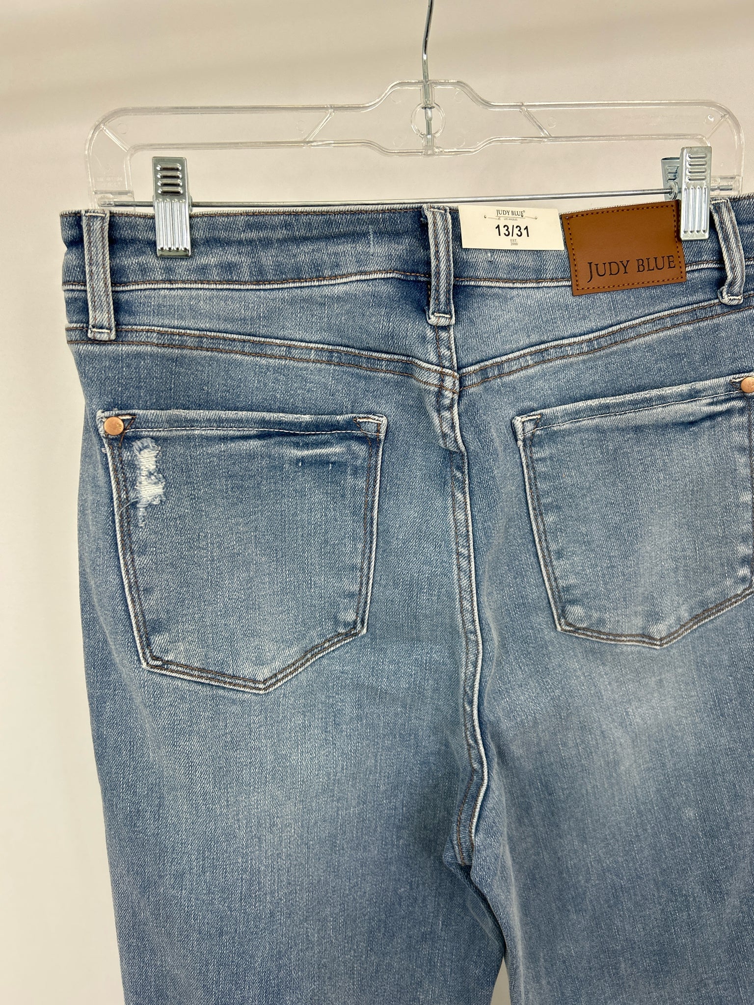 JUDY BLUE Size 13/31 LIGHT BLUE DENIM Women jeans