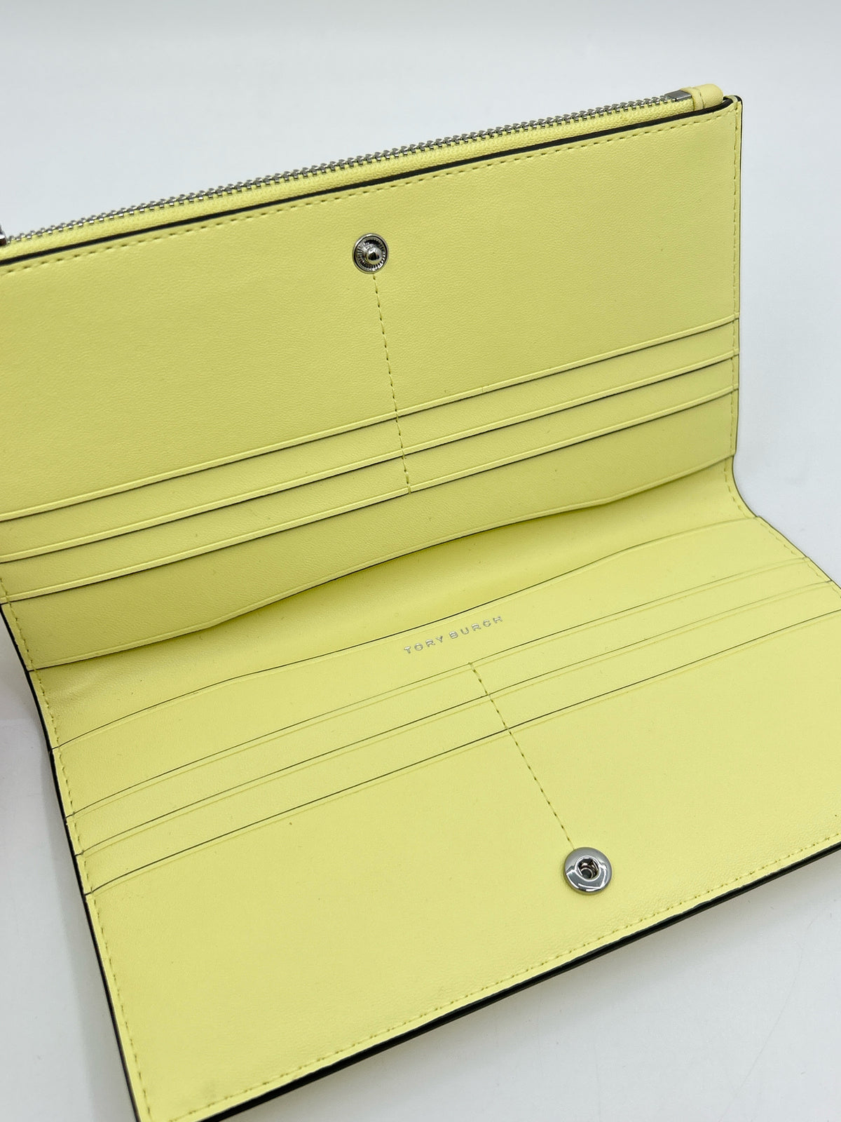 TORY BURCH NWT Pastel Yellow Women Wallet
