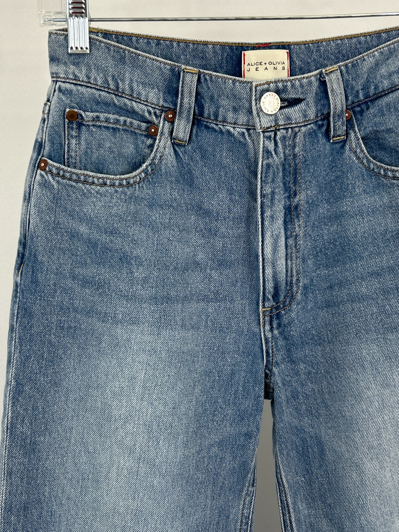 ALICE + OLIVIA Size 27/4 BLUE DENIM Women jeans