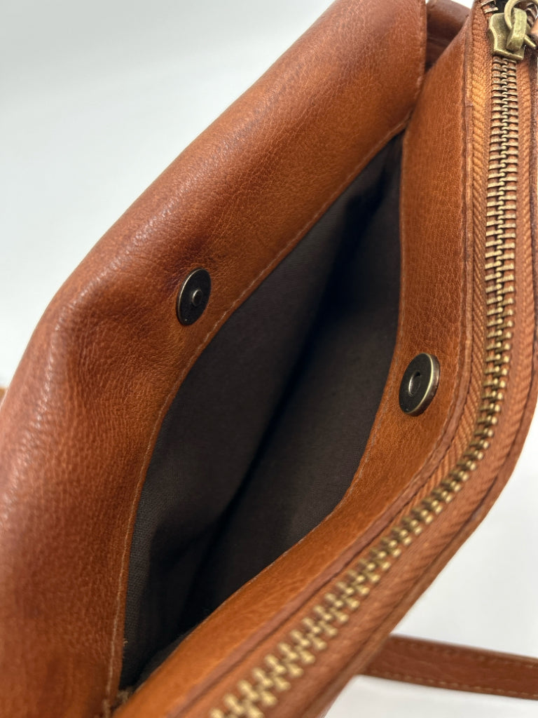 Vilenca Tan Women's Purse