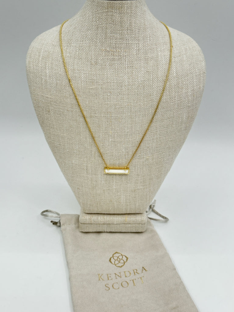 KENDRA SCOTT Gold Necklace