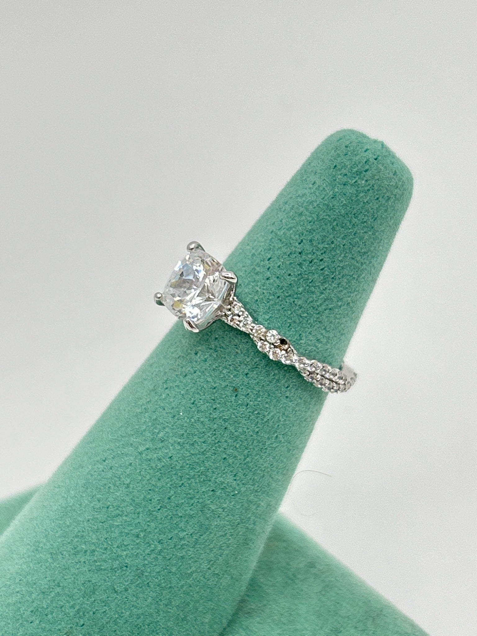 NO BRAND sterling silver Size 6 Ring