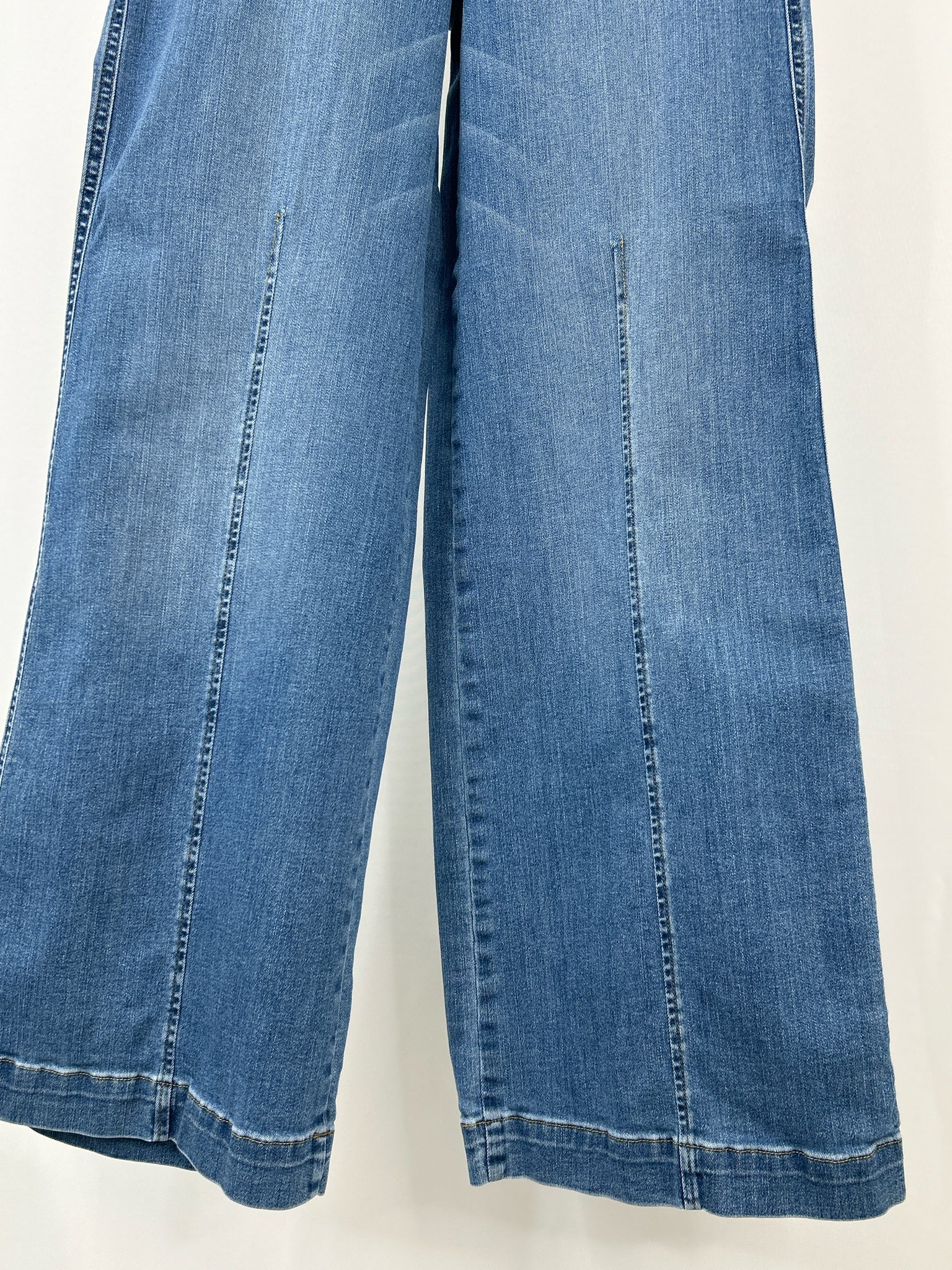 SPANX Size M BLUE DENIM Women jeans
