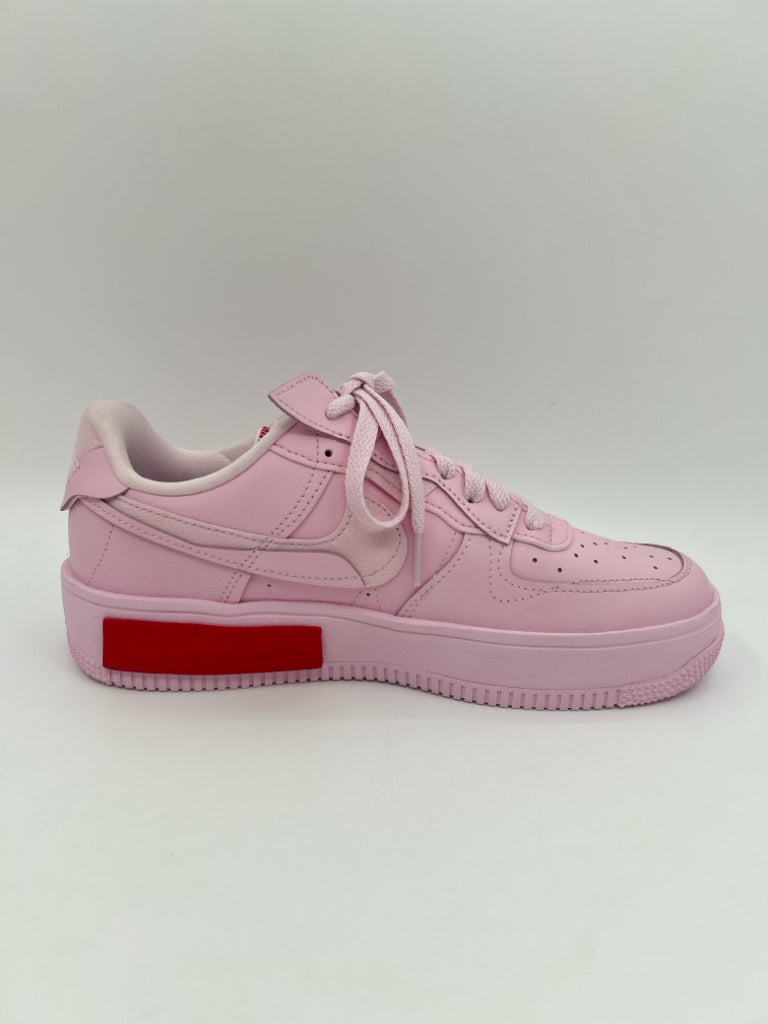 NIKE Size 9.5 Pink Women's Sneakers
