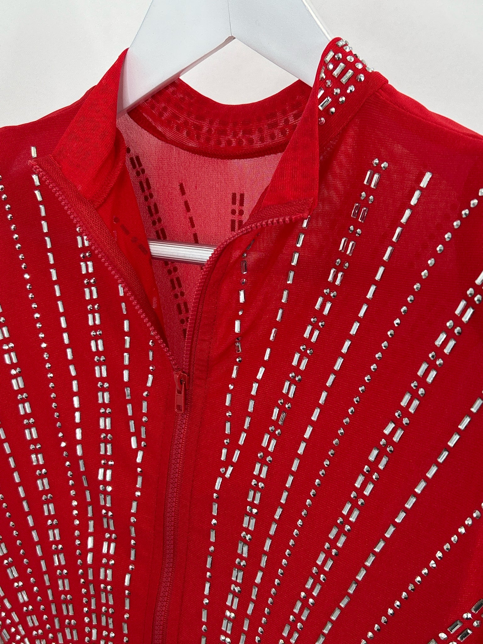 GALMAR Size M Red Women Top NWT