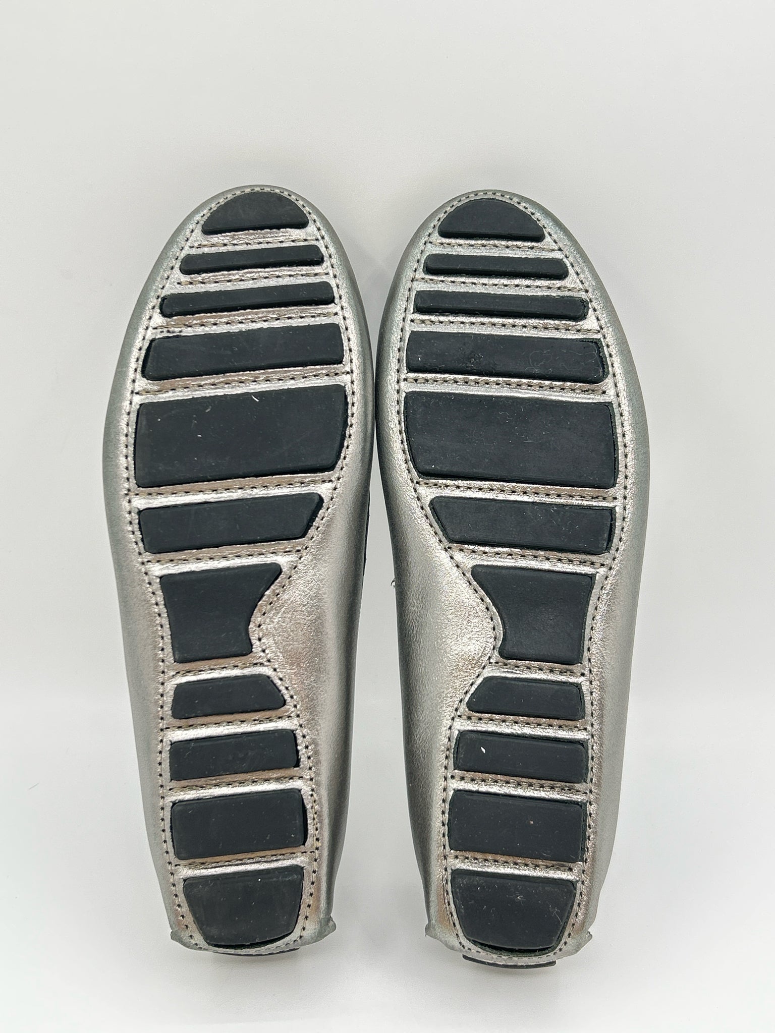 EASTLAND Size 7M Silver Metallic Women Loafer