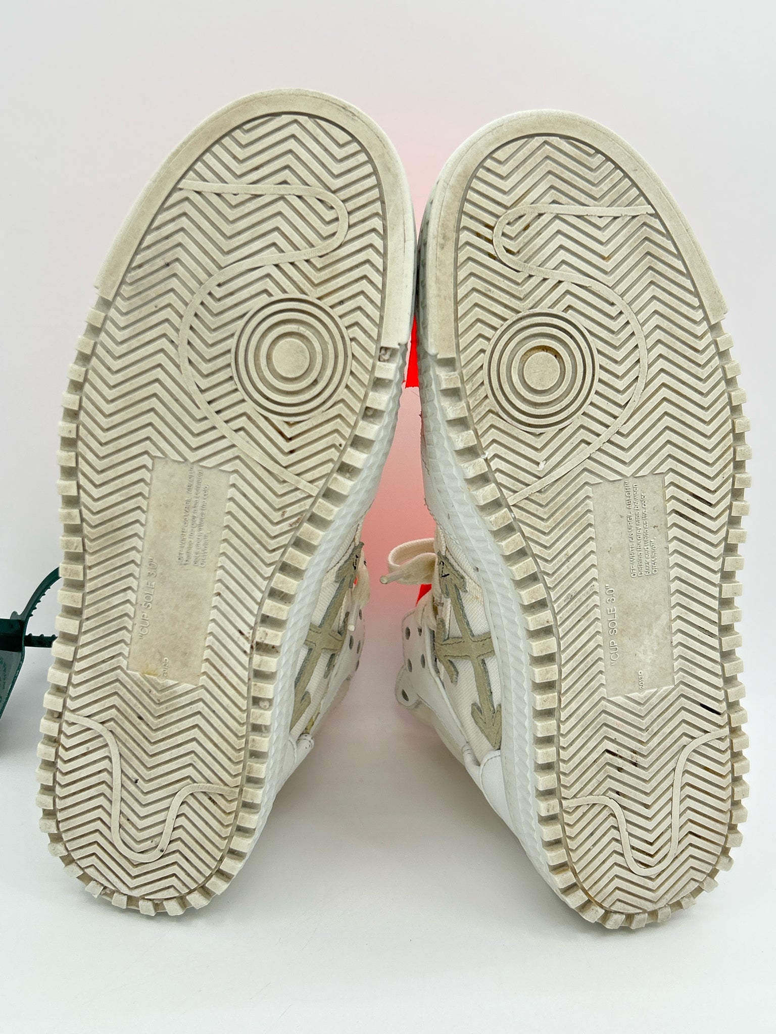 OFF-WHITE Size 36 White Print Women Sneakers