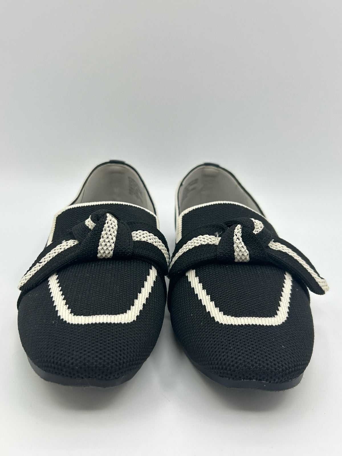 ANNE KLEIN Size 8.5 Black Women Flats