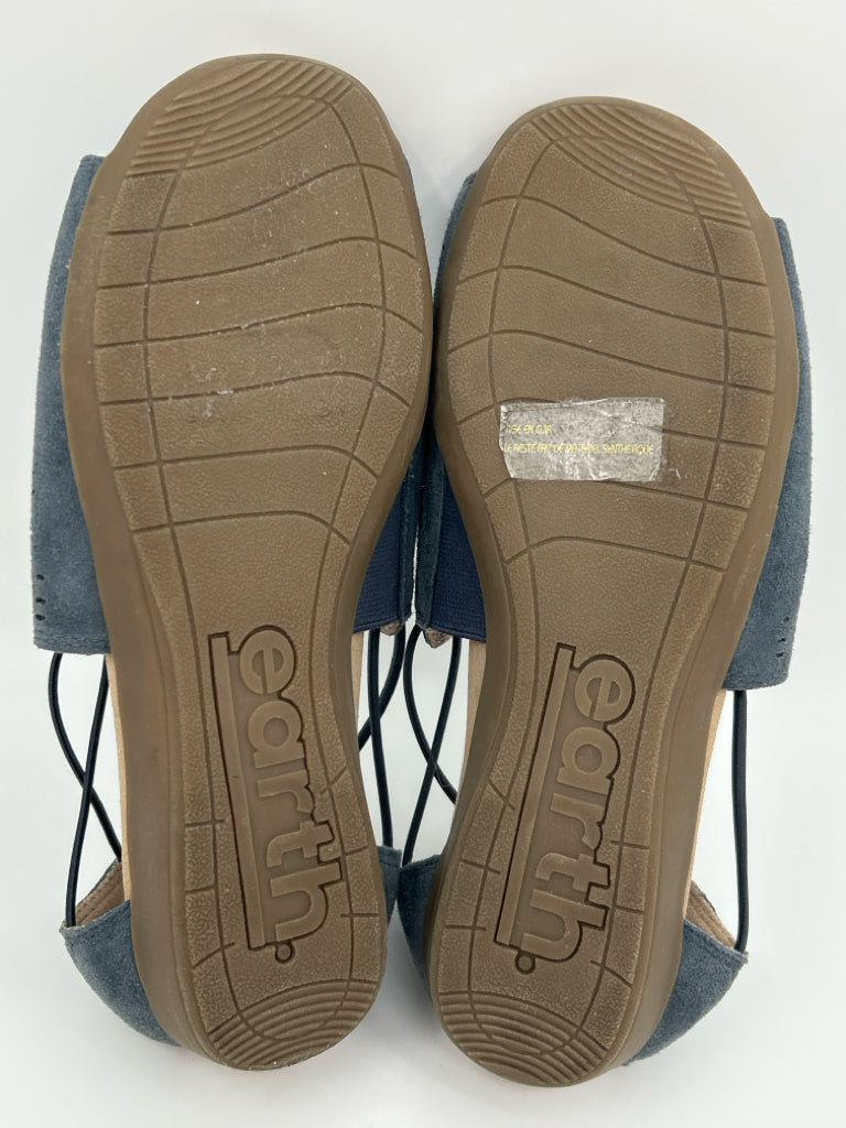 EARTH Size 8W Blue Women's Sandal