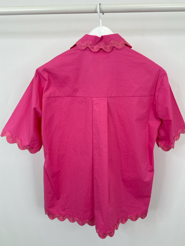 FANTASTIC FAWN Size L Pink Shirt NWT