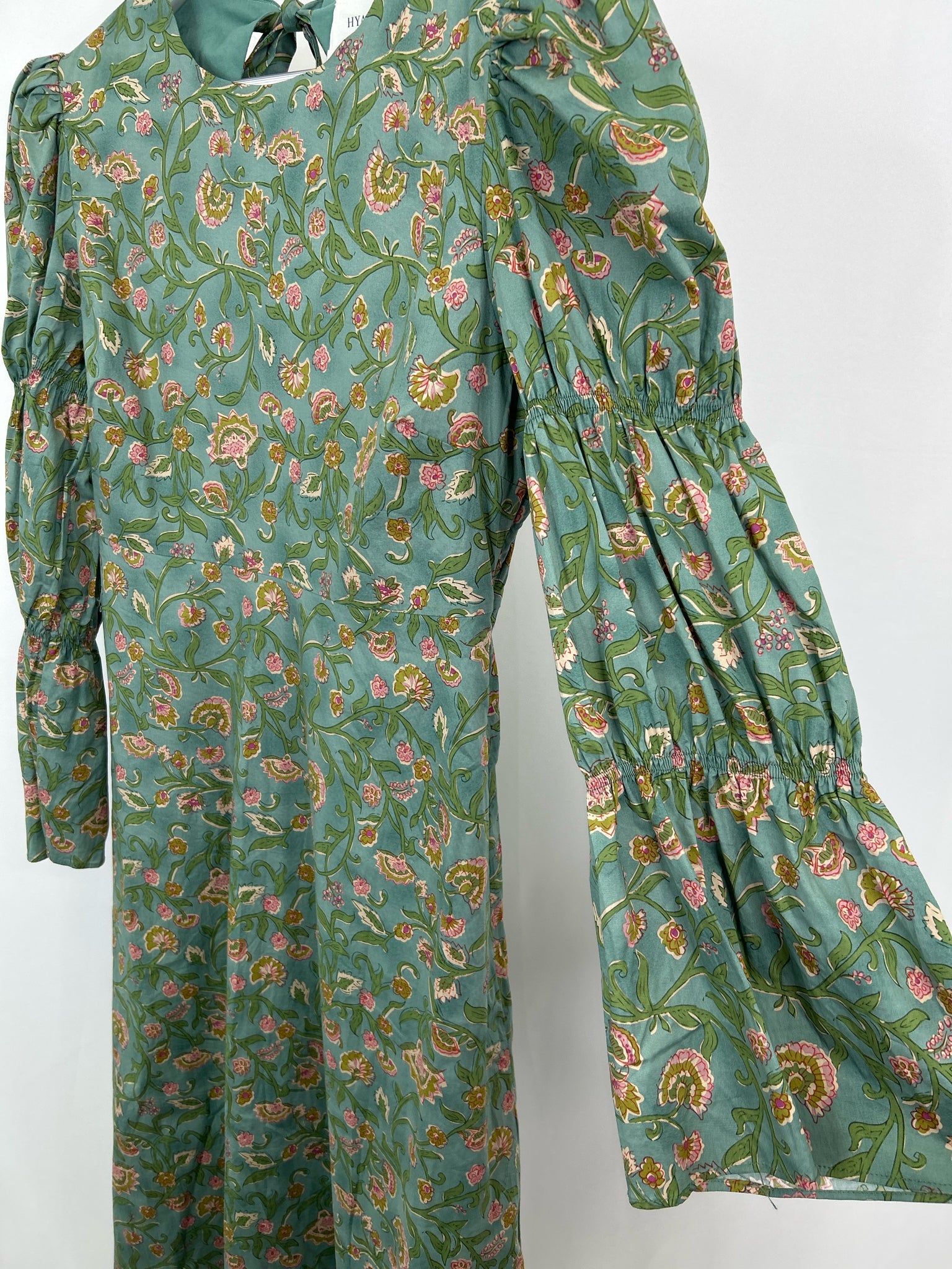 Hyacinth House Size M Green Floral Women Dress