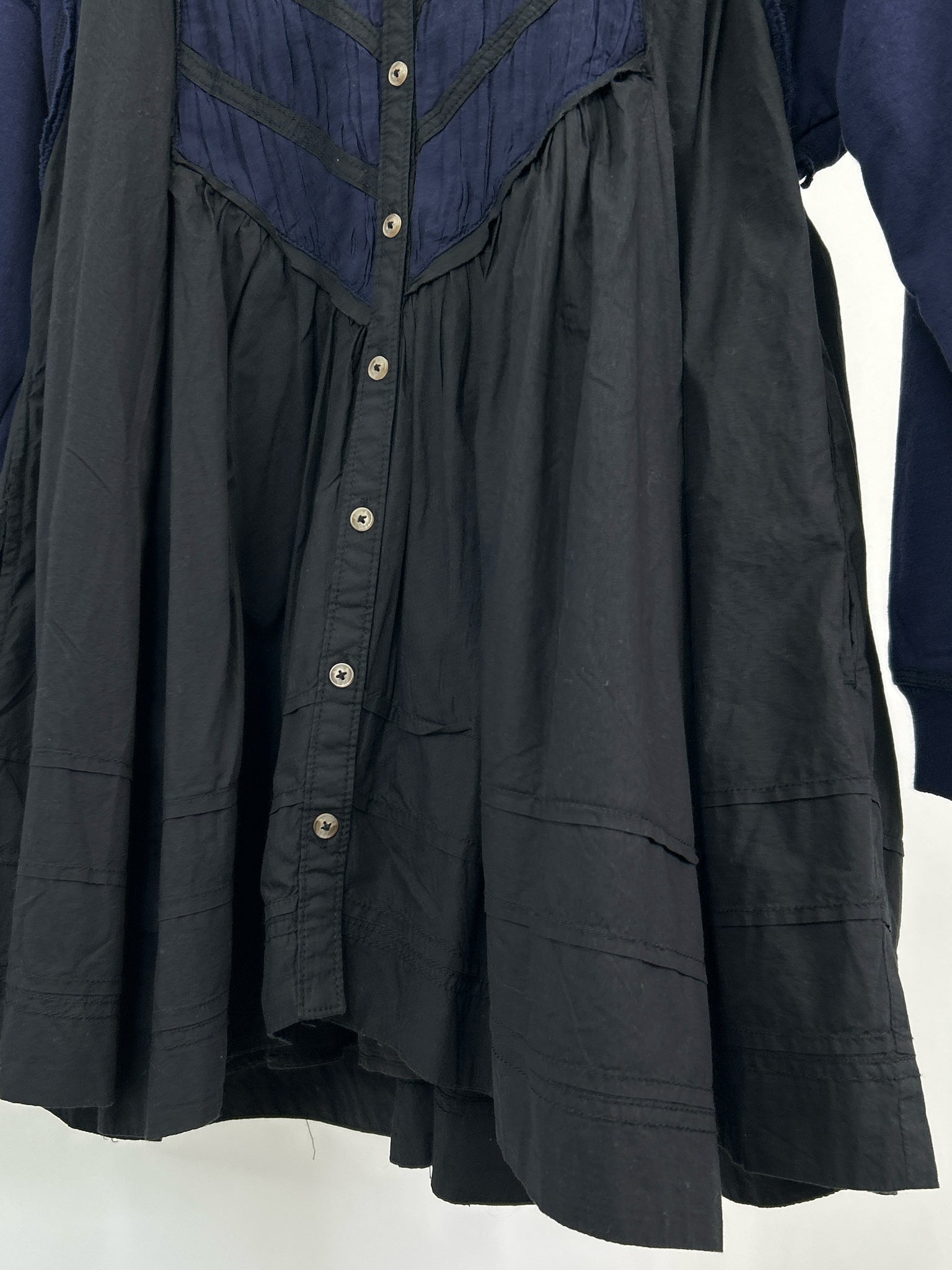 PILCRO Size M NAVY AND BLACK Women Dress