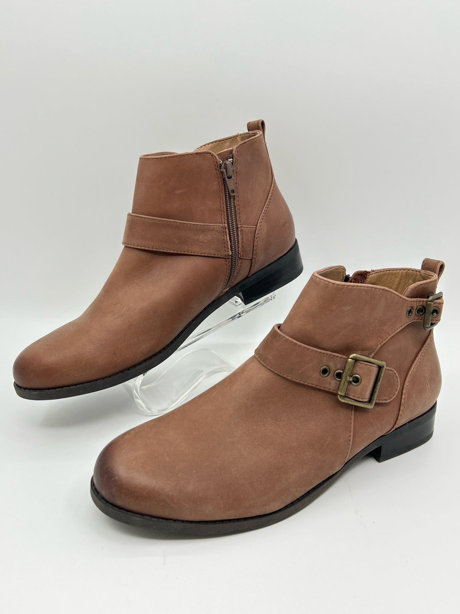 VIONIC Size 11 Brown Women Booties