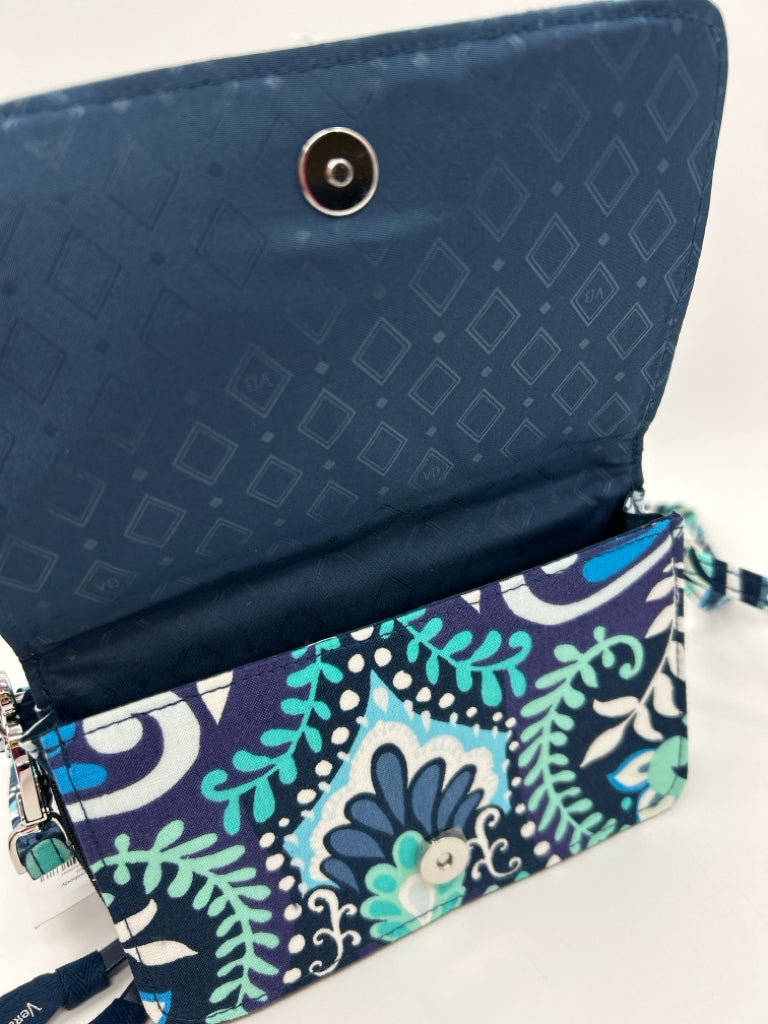 VERA BRADLEY Blue Print Women's Purse