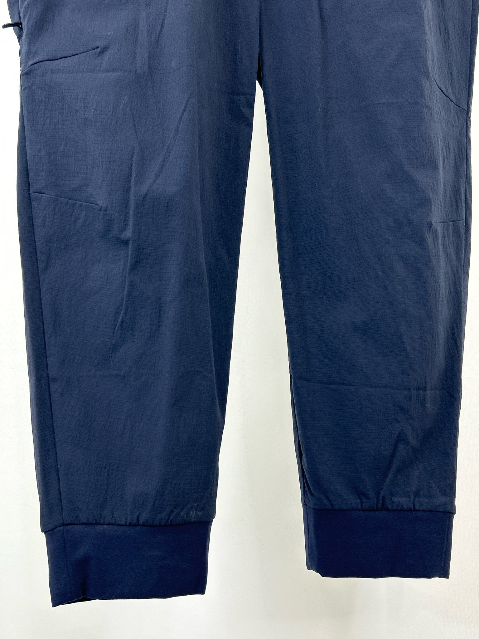 ATHLETA Size MP Navy Women Pants