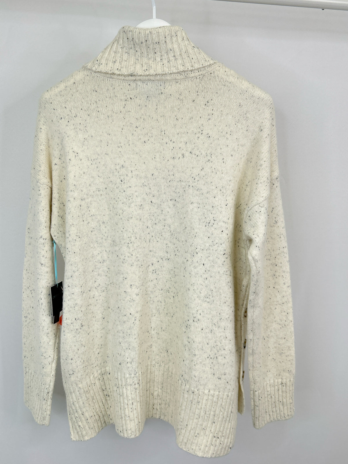 CYNTHIA ROWLEY Size XL Cream Women Sweater