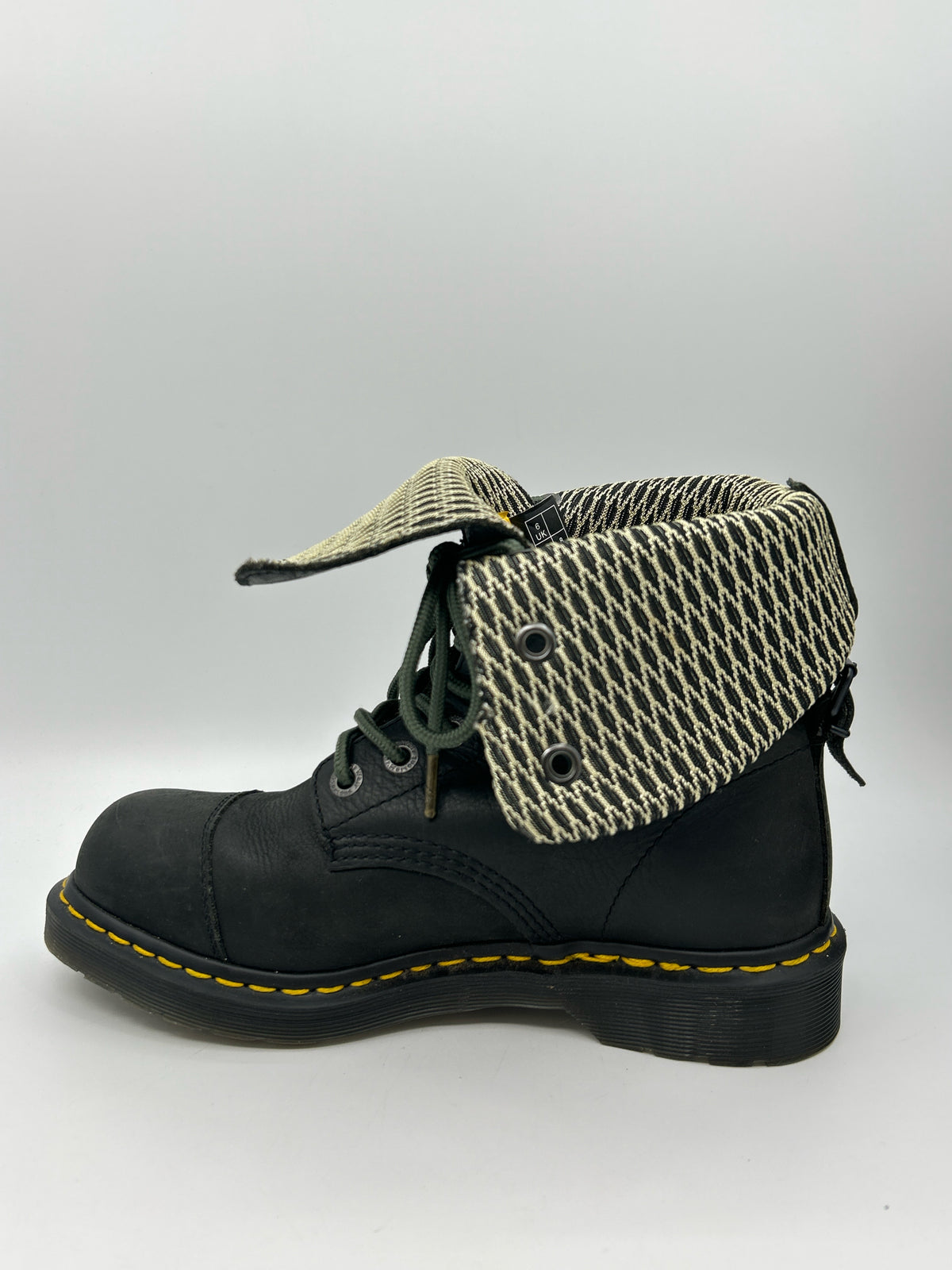 DR. MARTENS Size 8 Black Women Booties