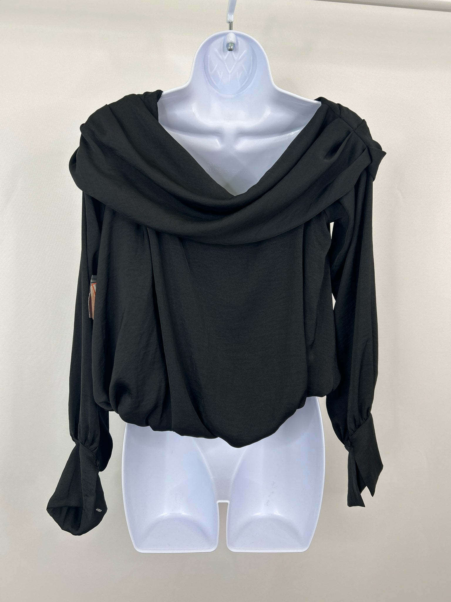 FREE PEOPLE NWT Size M Black Women Top