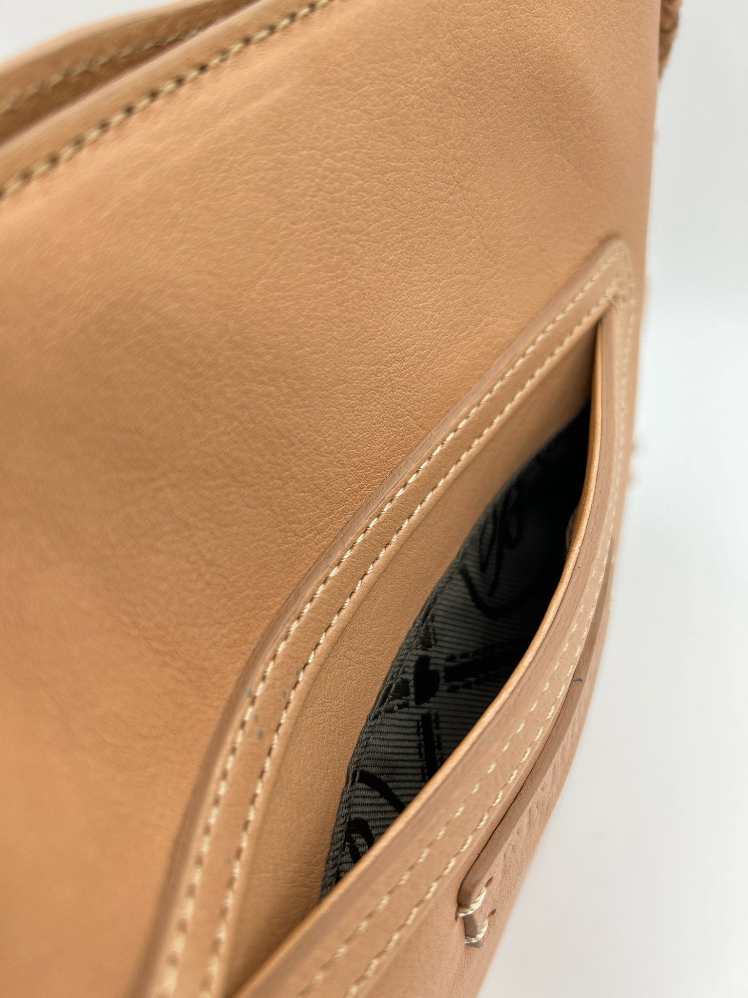 BRIGHTON NWT nude Women Purse